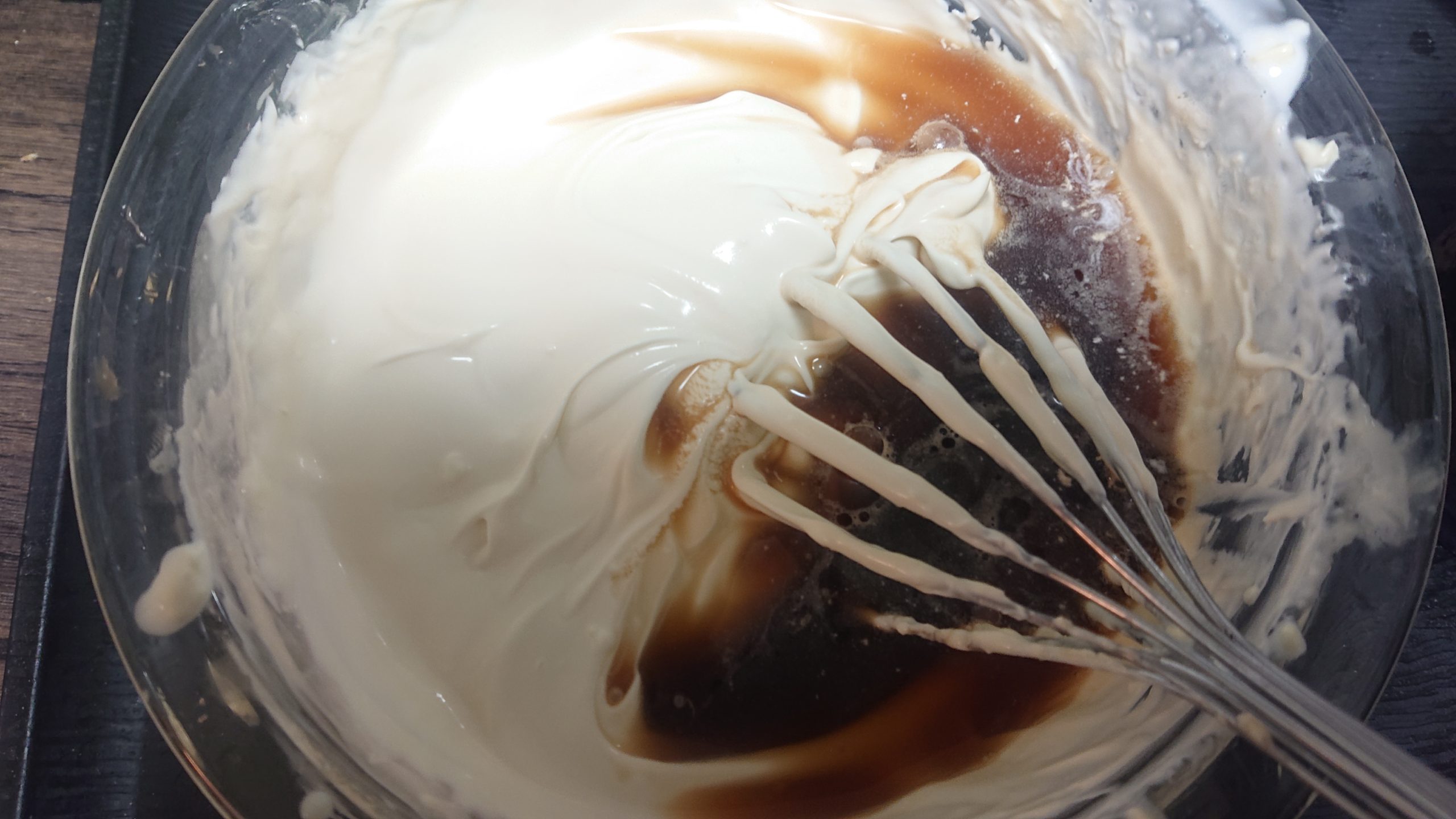 【スモークもくもく木曜日】ファラオを使った燻製レアチーズケーキ