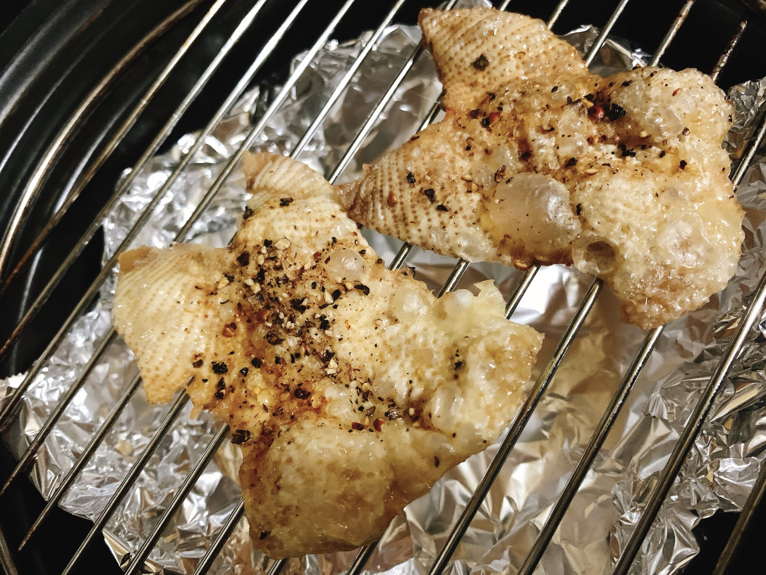 【スモークもくもく木曜日】鶏皮チップス